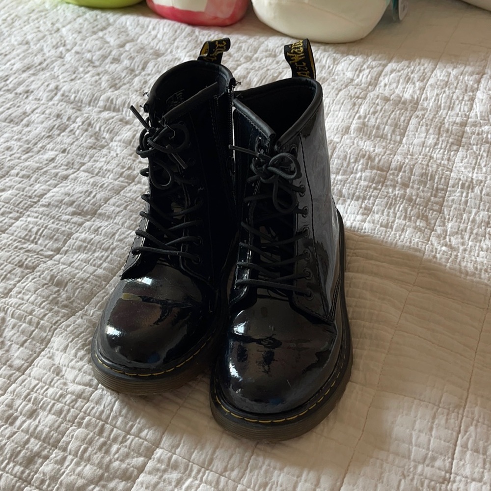 Doc Martins Girls Black Size 4